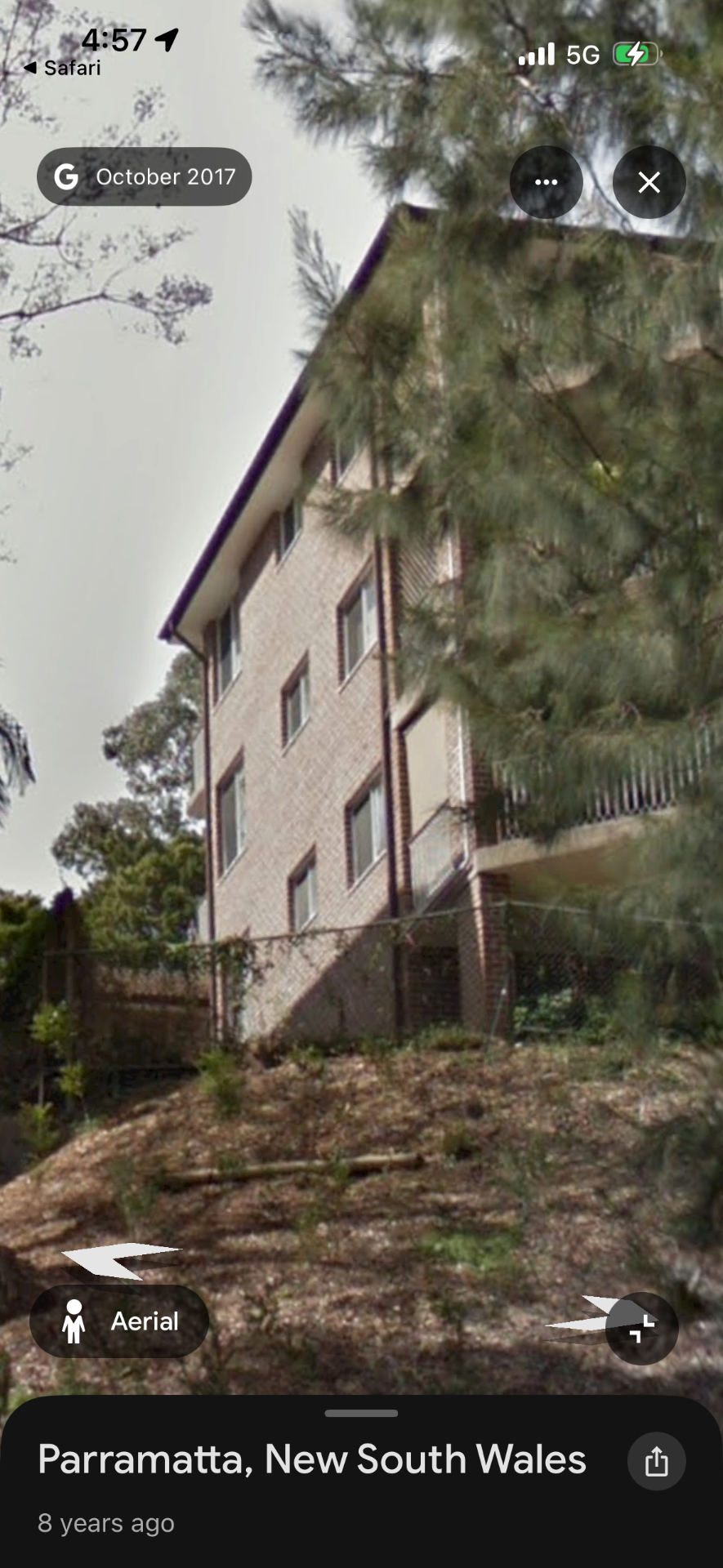 7/9 Robertson St view 4